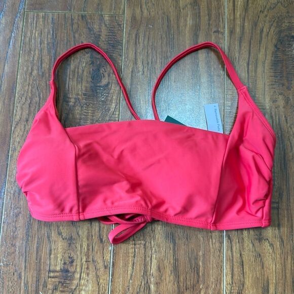 NWT Wild Fable Medium (8-10) Red Square Neck Bralette Bikini Swim Top - Picture 2 of 8